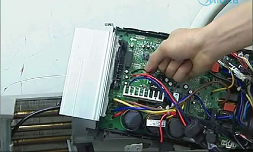 连山美的空调电话是多少